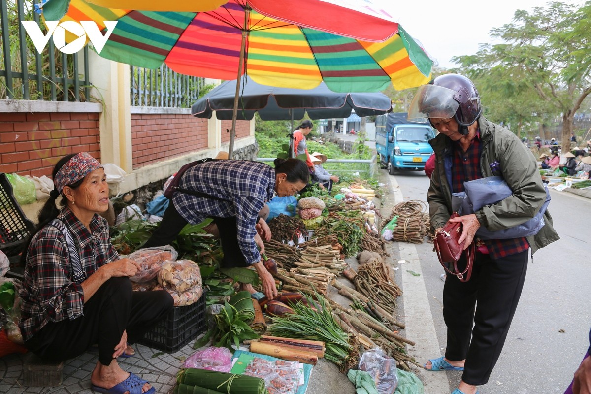 Ron rang phien cho cuoi nam o vung cao Binh Lieu-Hinh-8