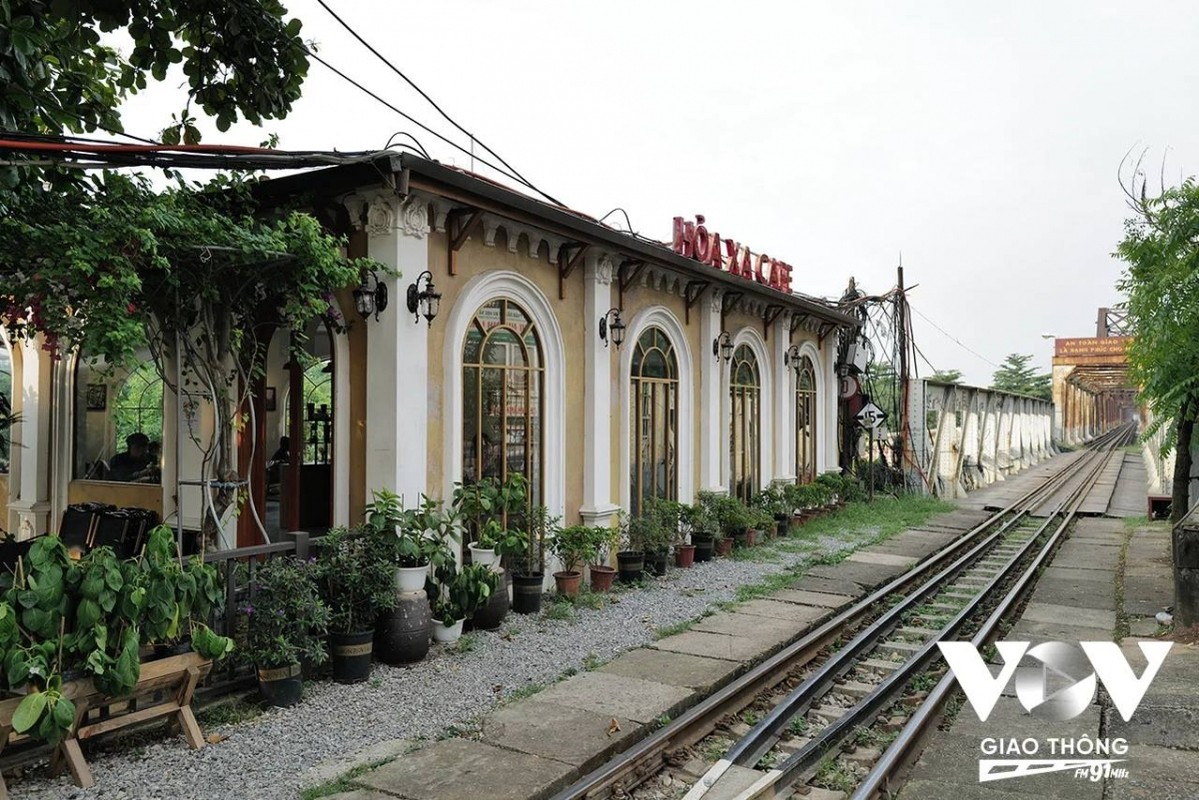 Ga Long Bien, diem check-in moi cua du khach khi tham Ha Noi-Hinh-9