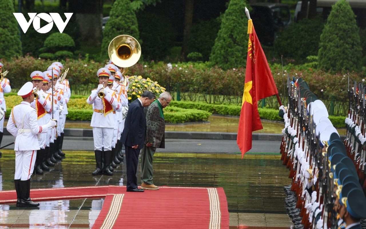 Le don trong the Tong thong Timor Leste tham cap Nha nuoc toi Viet Nam-Hinh-2