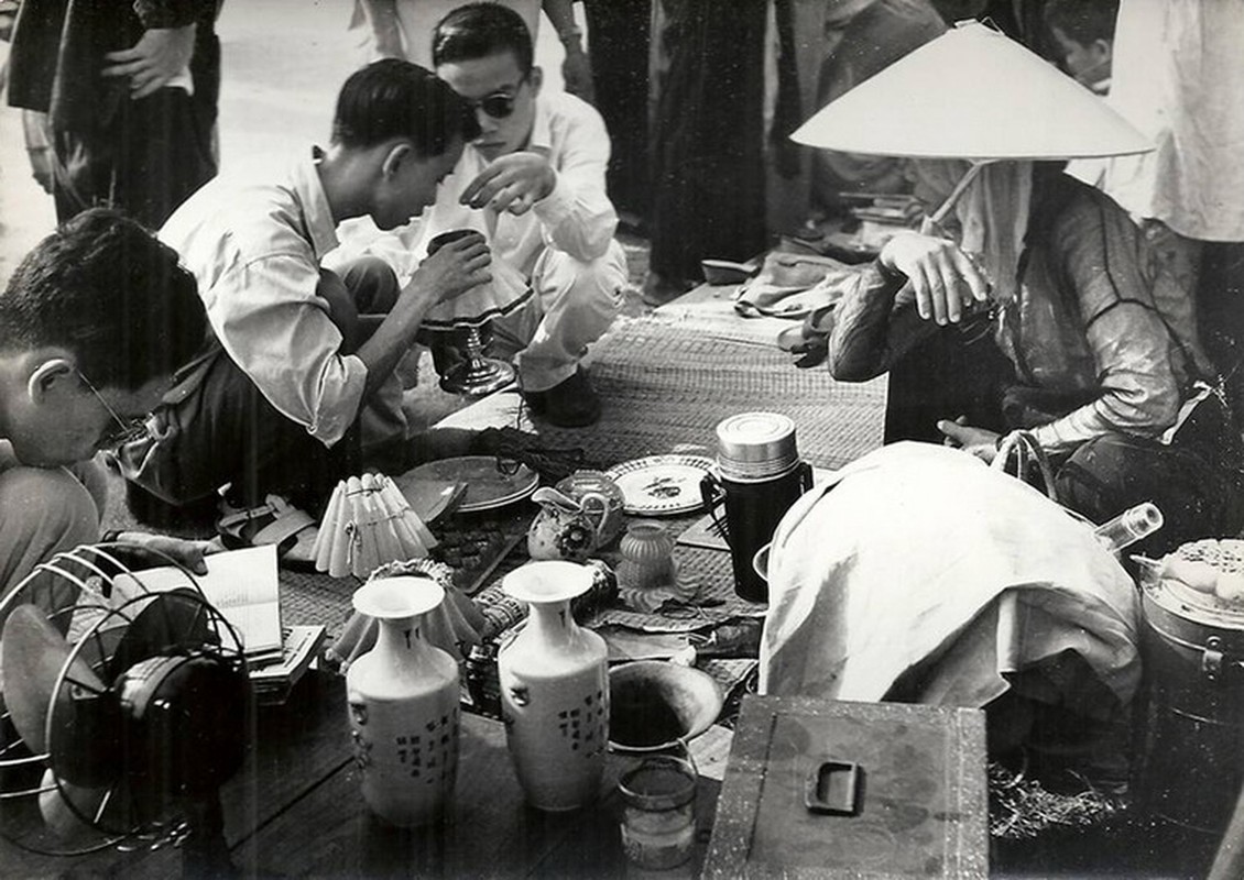 Anh vo gia: Giay phut chuyen giao quyen luc o Ha Noi ngay 10/10/1954-Hinh-14