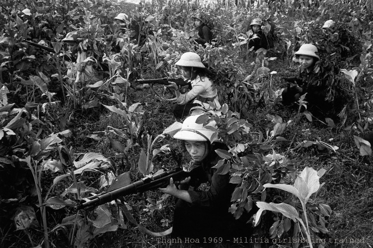 View - 	Ảnh quý hơn vàng cuộc sống ở miền Bắc Việt Nam năm 1969