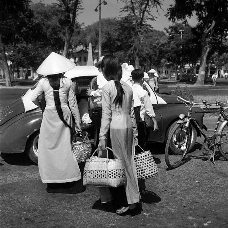 Sai Gon - Cho Lon nam 1962 trong anh cua Roger Viollet-Hinh-9