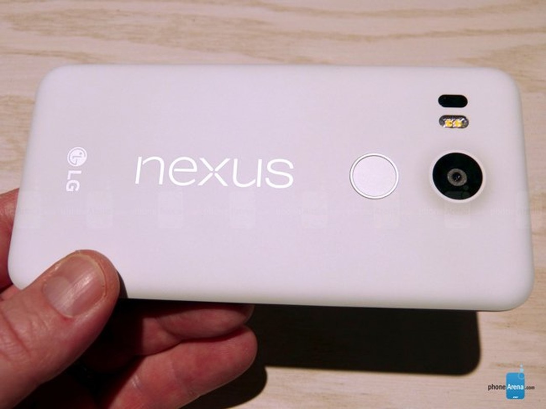 Can canh dien thoai Nexus 5X gia 8,5 trieu dong-Hinh-12