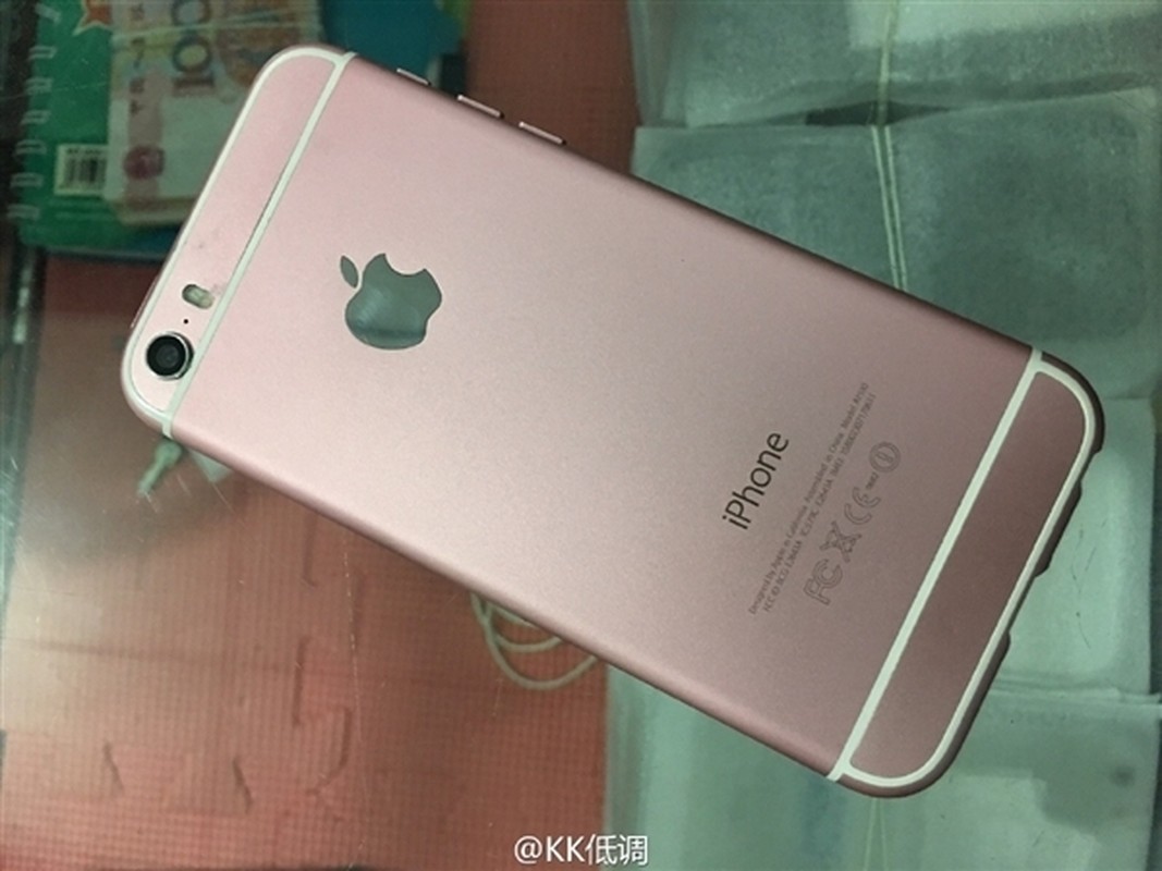 Hinh anh iPhone 6s mini mau vang hong bat ngo xuat hien-Hinh-2