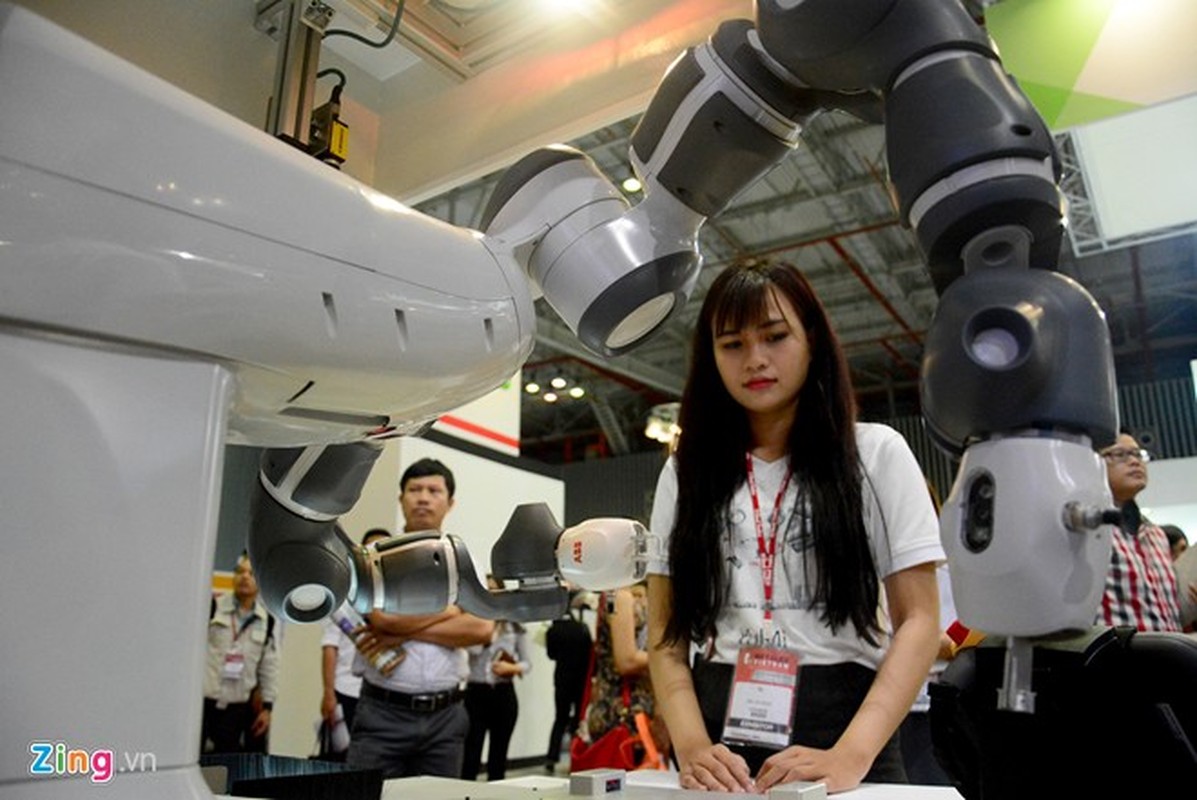 Can canh robot biet lam viec voi nguoi o Viet Nam-Hinh-6