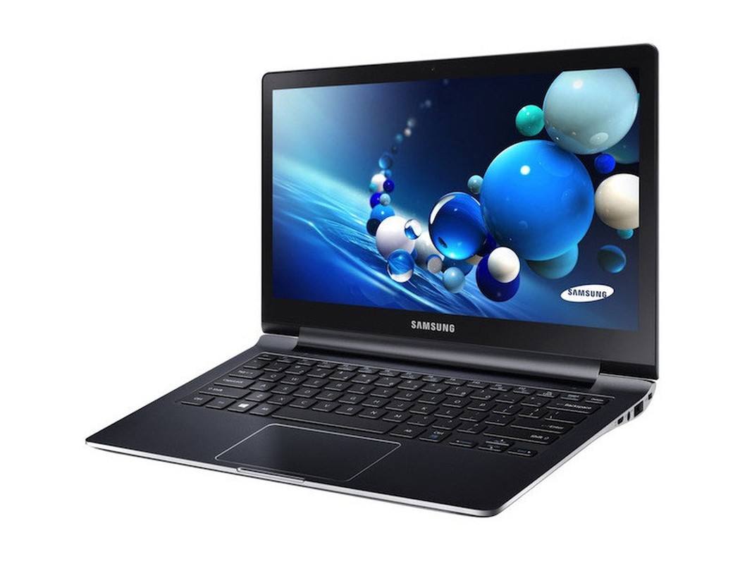 Can canh laptop lai tablet, man hinh 4K cua Samsung-Hinh-5