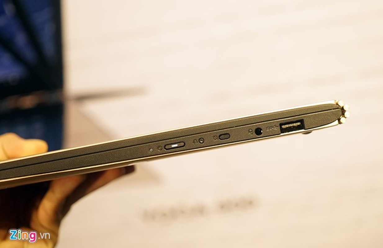 Ngam bo doi laptop Lenovo Yoga sieu mong vua ra mat o VN-Hinh-11