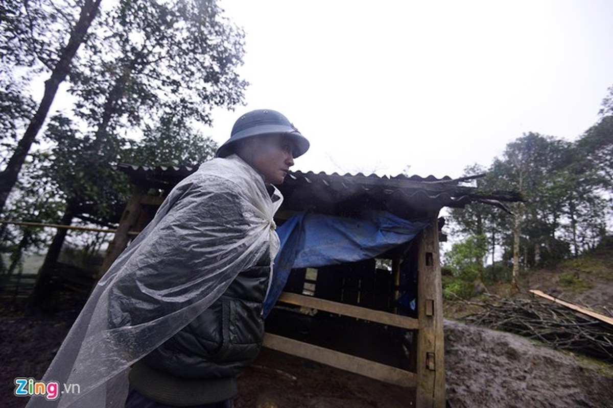 Canh nguoi dan Sa Pa vat va lua gia suc di tranh tuyet roi-Hinh-4