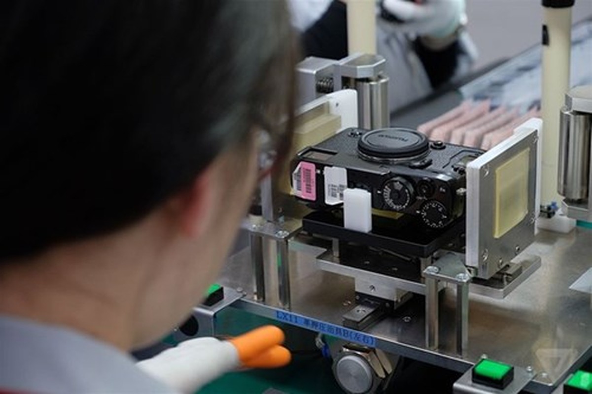 Bên trong nhà máy Fujifilm tại Nhật Bản