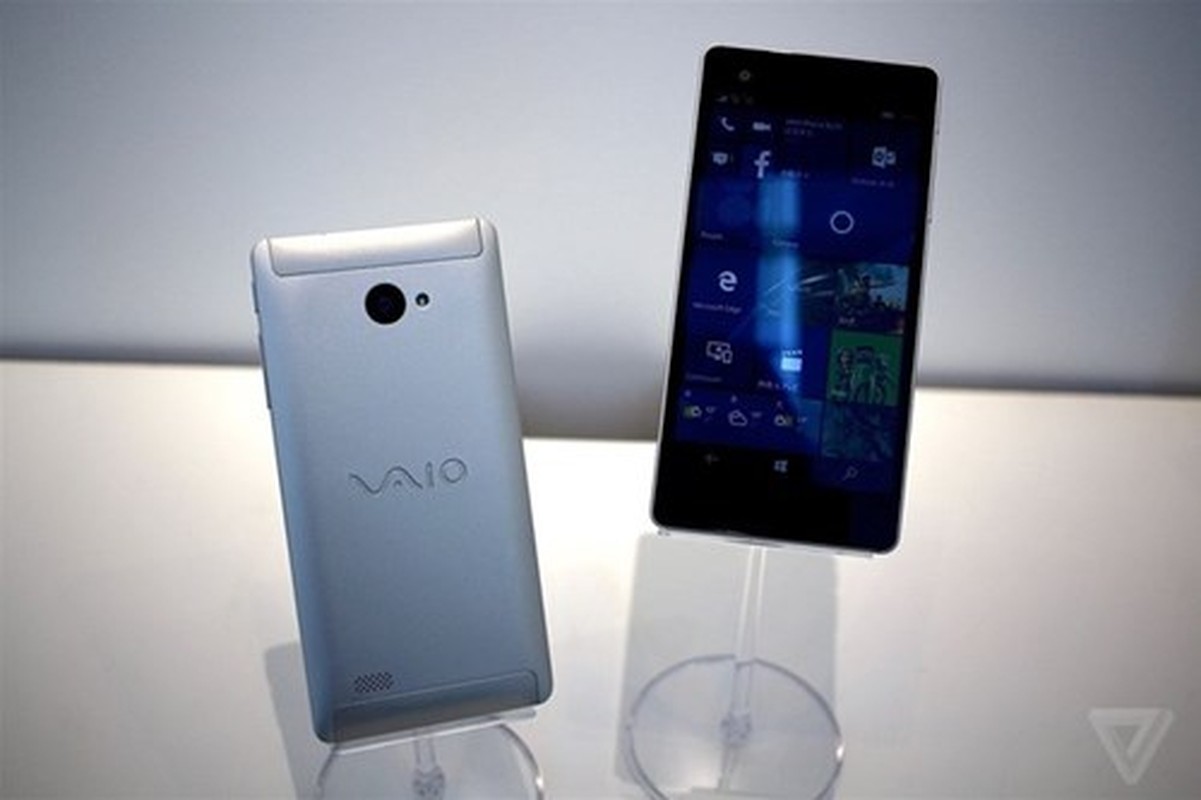 Ảnh chi tiết Vaio Phone Biz vừa ra mắt