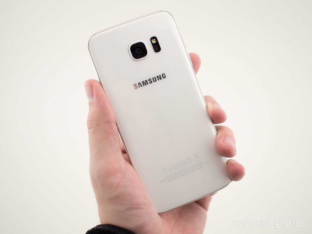 Soi 4 phien ban mau sac cua dien thoai Samsung Galaxy S7/S7 Edge-Hinh-14