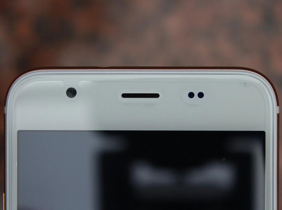 Soi smartphone giong het iPhone 6s Plus, gia re khong tuong-Hinh-9