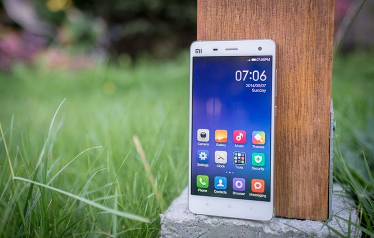 5 smartphone cau hinh tot tam gia 3 trieu dong-Hinh-5