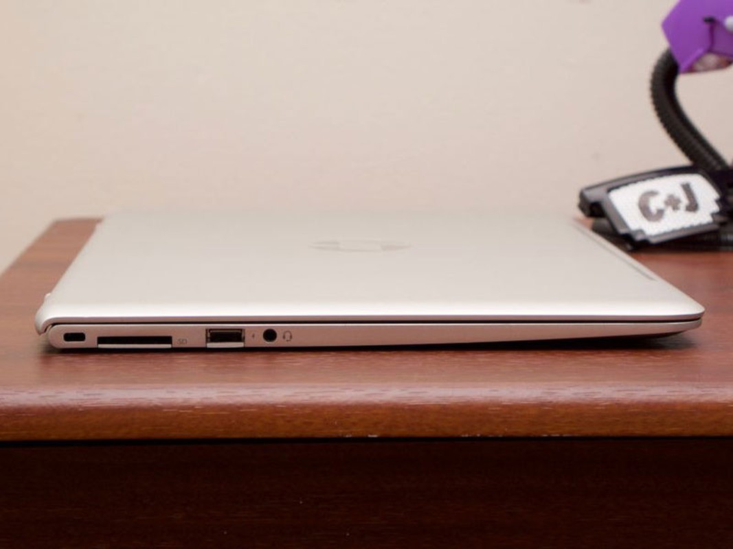 Ngam HP Envy 13: Laptop vo kim loai, mong hon MacBook Air-Hinh-18