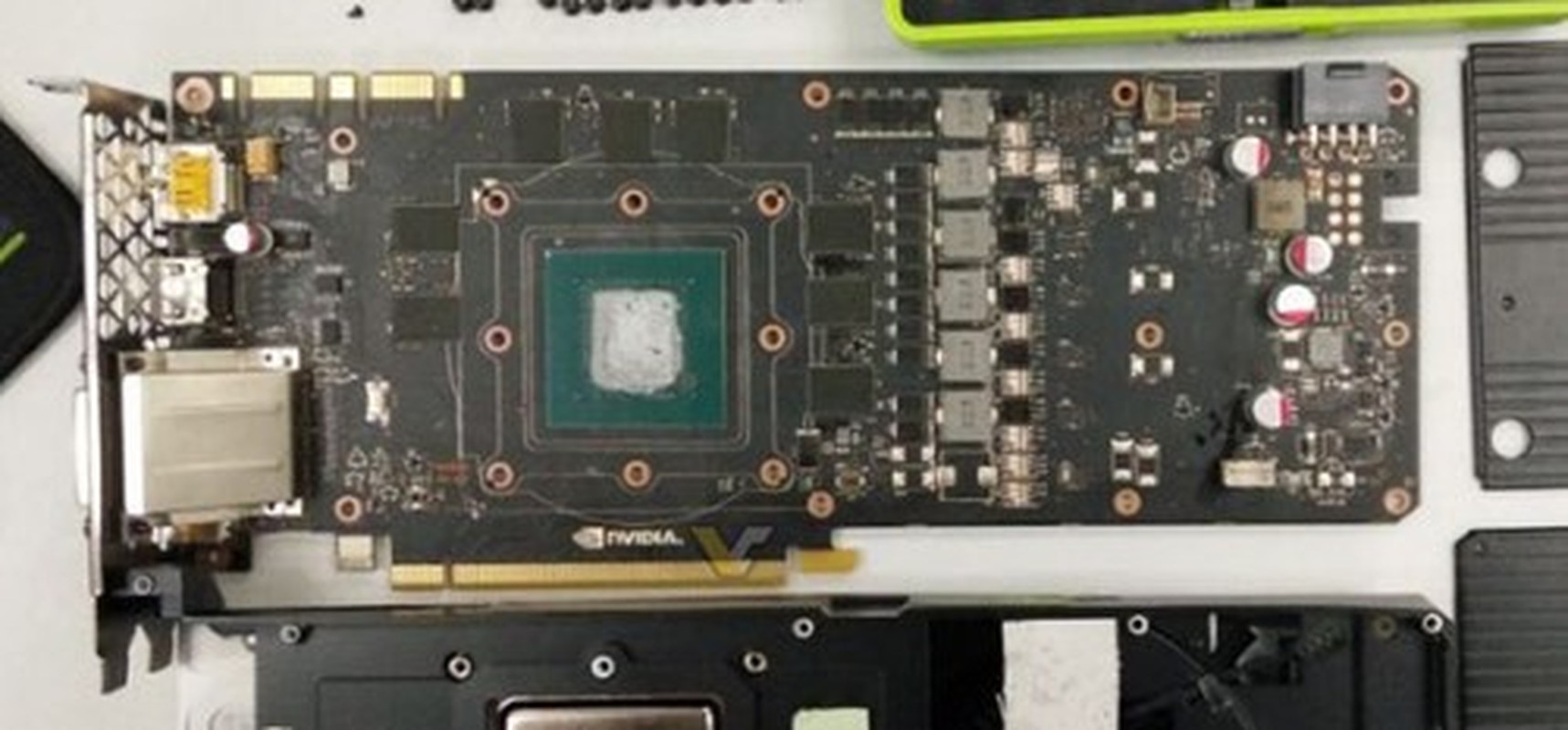 Can canh card do hoa khung nVidia GeForce GTX 1080-Hinh-6