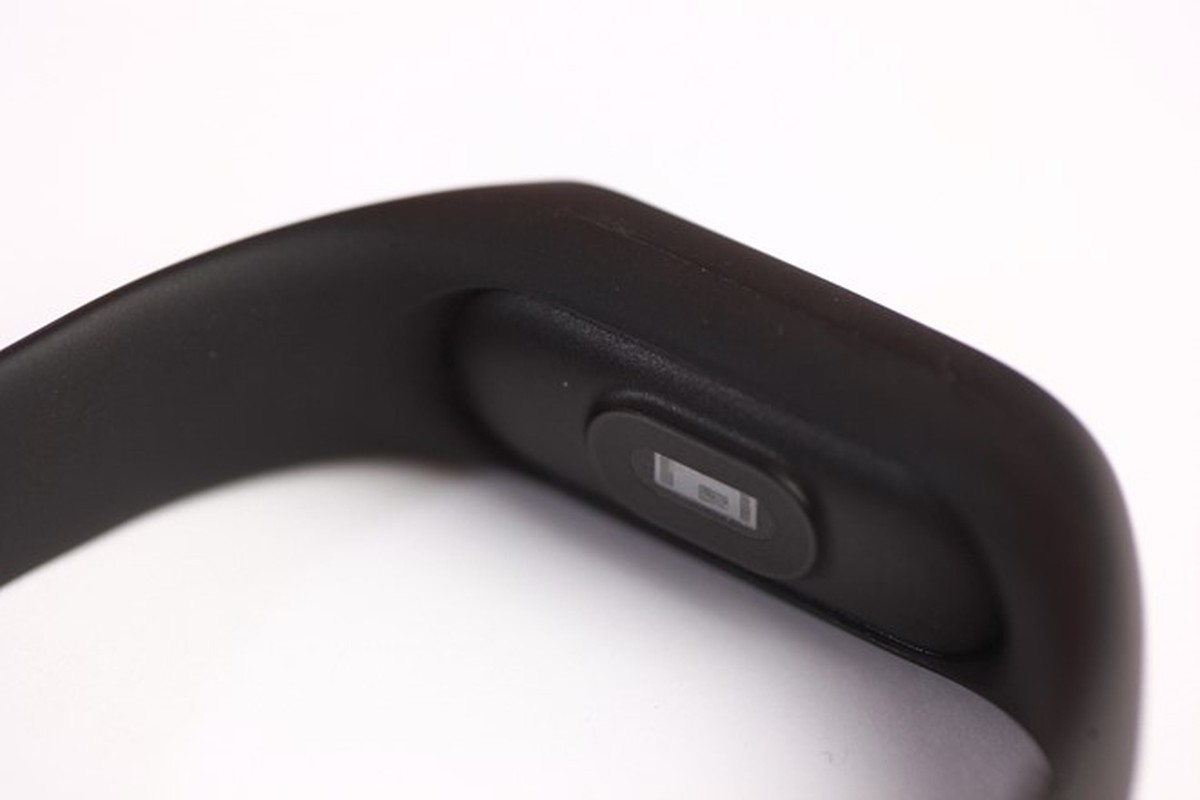 Can canh vong deo tay Xiaomi Mi Band 2 vua ve VN-Hinh-6