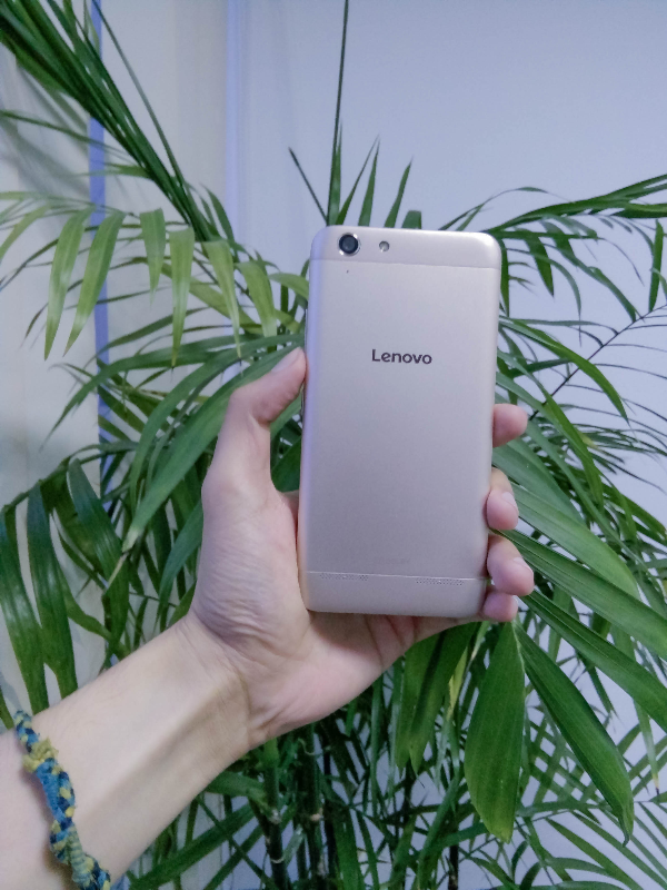 Dien thoai Lenovo Vibe K5 Plus co gi hot voi gioi tre?