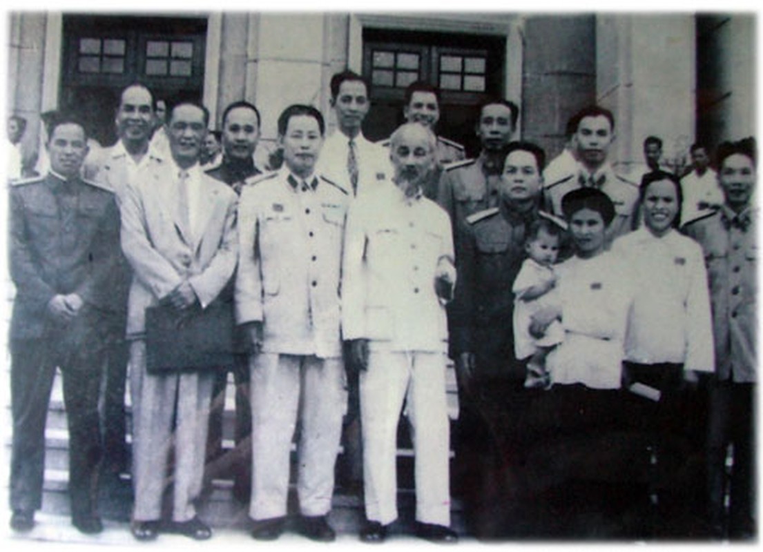 Nhung guong mat then chot cua Viet Minh trong Cach mang thang 8-Hinh-10