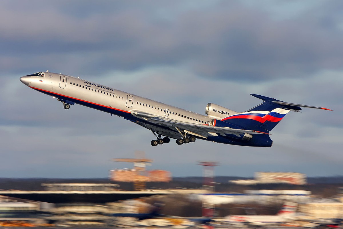 Qua khu hao hung cua dong may bay Tupolev Tu-154-Hinh-2
