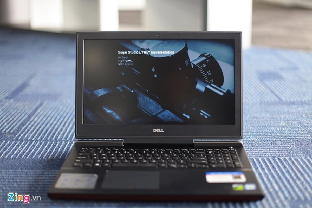 Anh thuc te laptop Dell Inspiron 15 Gaming vua ve Viet Nam-Hinh-9