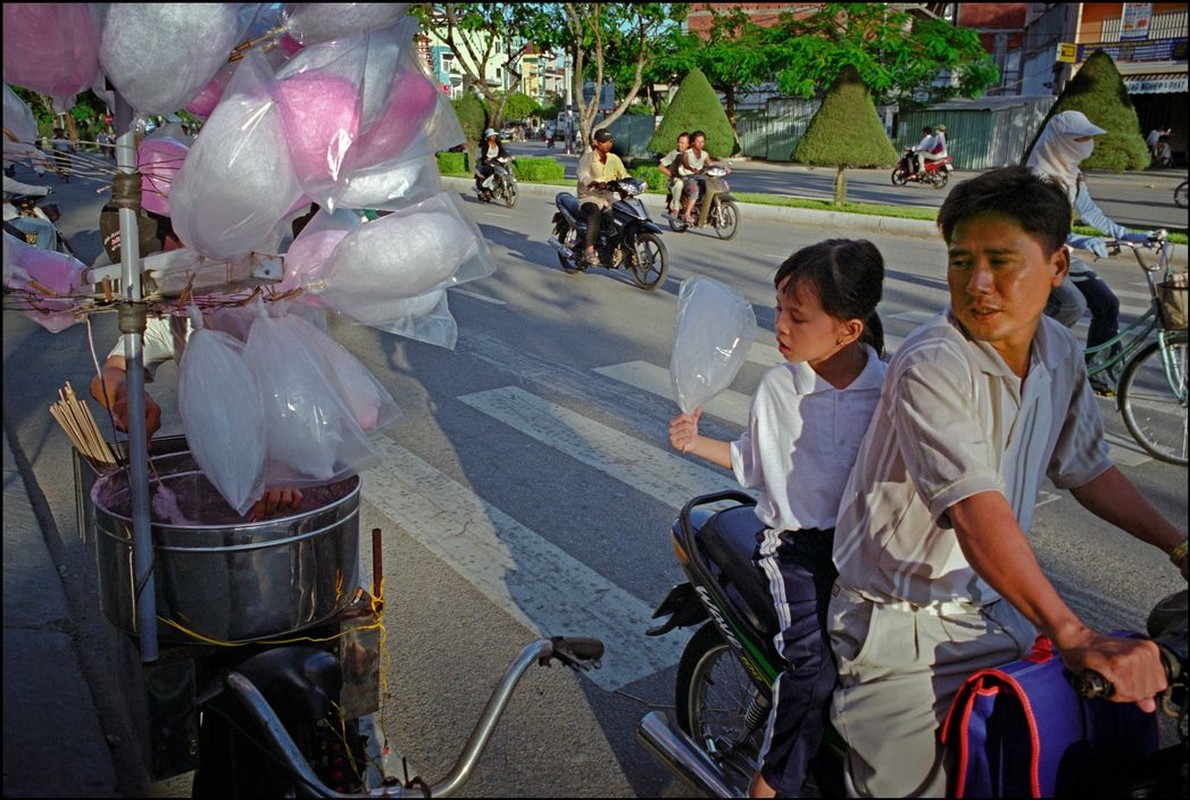 Doc dao am thuc duong pho Viet qua ong phong vien Tay (2)-Hinh-2