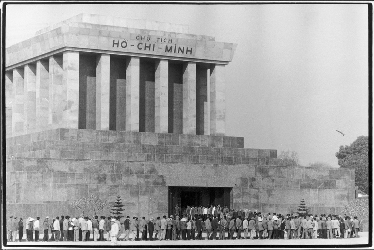 Viet Nam nam 1975 trong anh cua phong vien Iran (2)-Hinh-11
