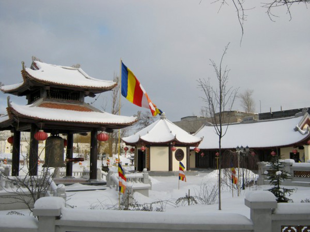 Image result for chùa Trúc Lâm Kharkov