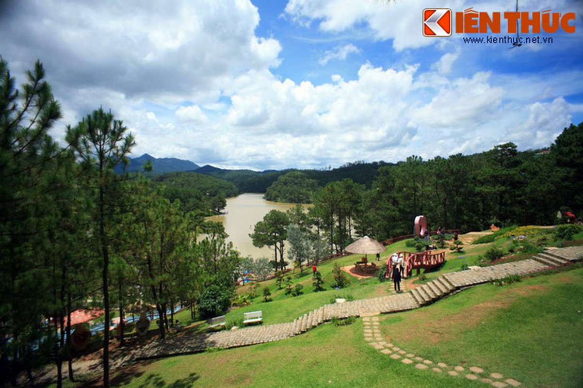 Khung canh than tien o Thung lung Tinh Yeu Da Lat-Hinh-10