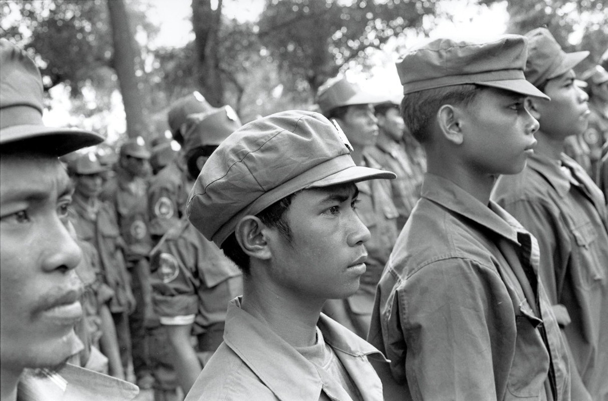 Anh cuc hiem ve tan quan Pol Pot nam 1988-Hinh-3