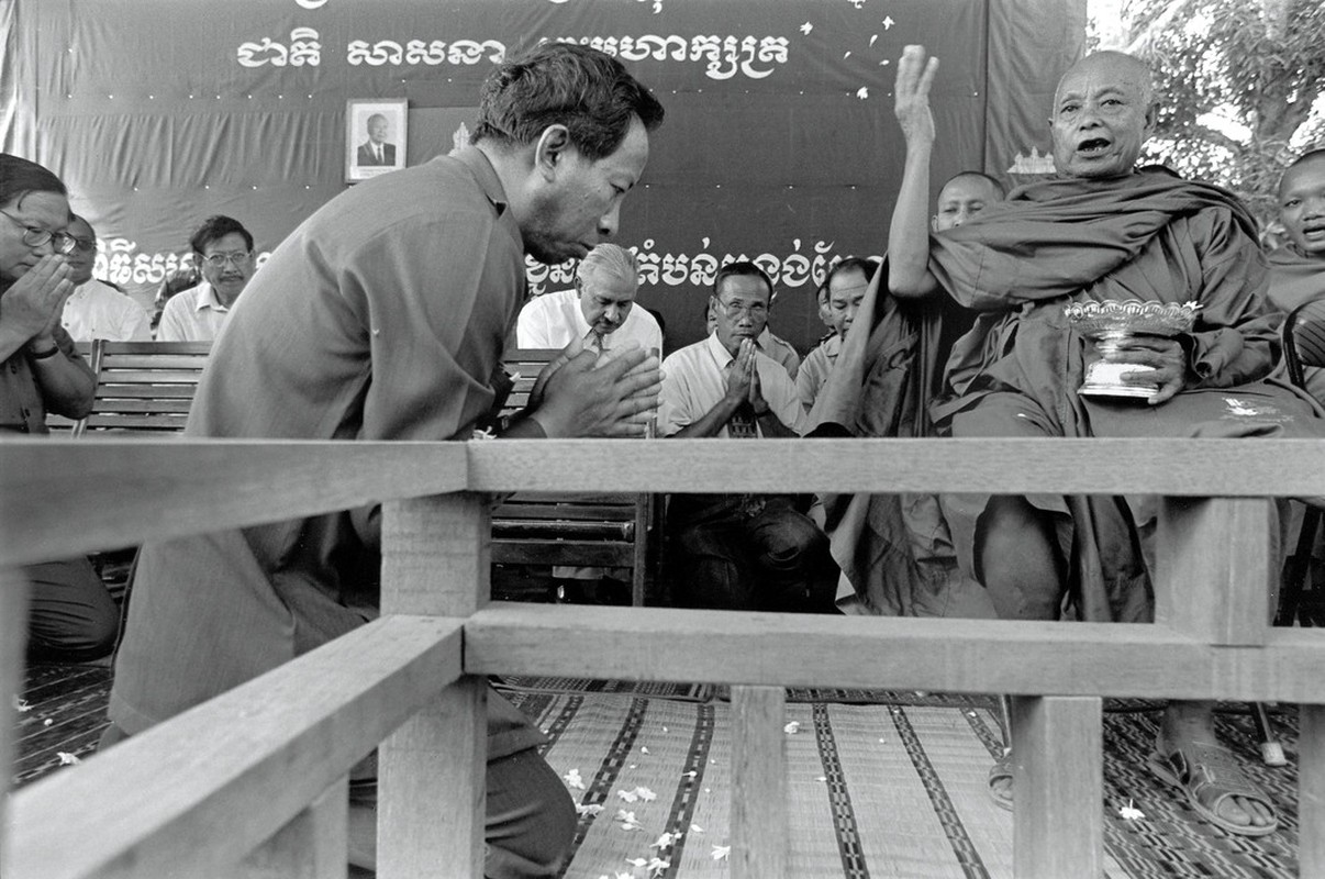 Anh cuc hiem ve tan quan Pol Pot nam 1988-Hinh-7