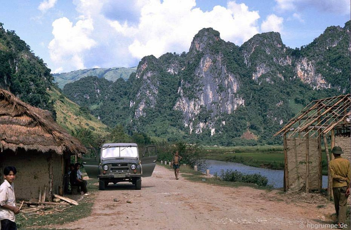 Lang ngam khung canh ky vi o Tay Bac nam 1992-Hinh-8