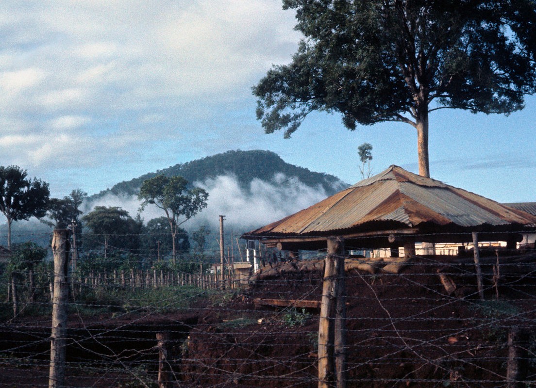 Anh hiem ve dien mao thi xa Phuoc Long nam 1963-Hinh-10