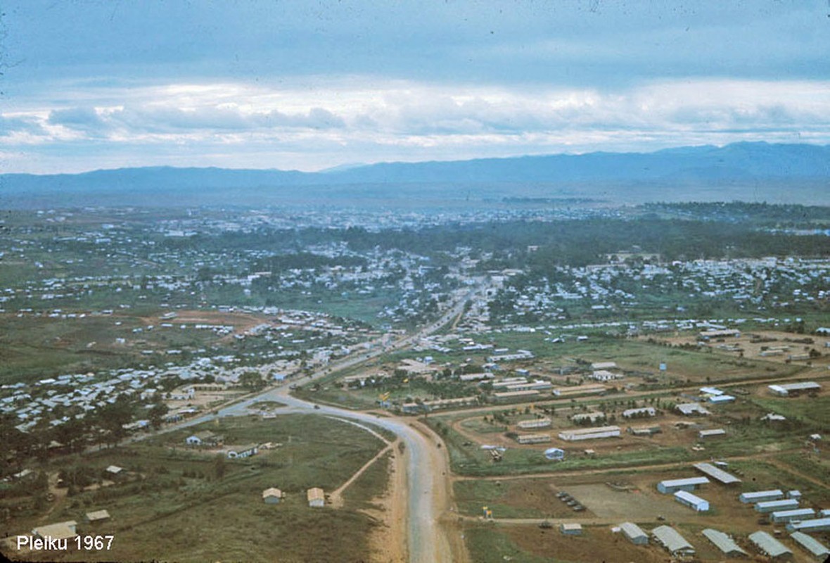 Anh khong the quen ve Pleiku truoc 1975 nhin tu may bay-Hinh-2