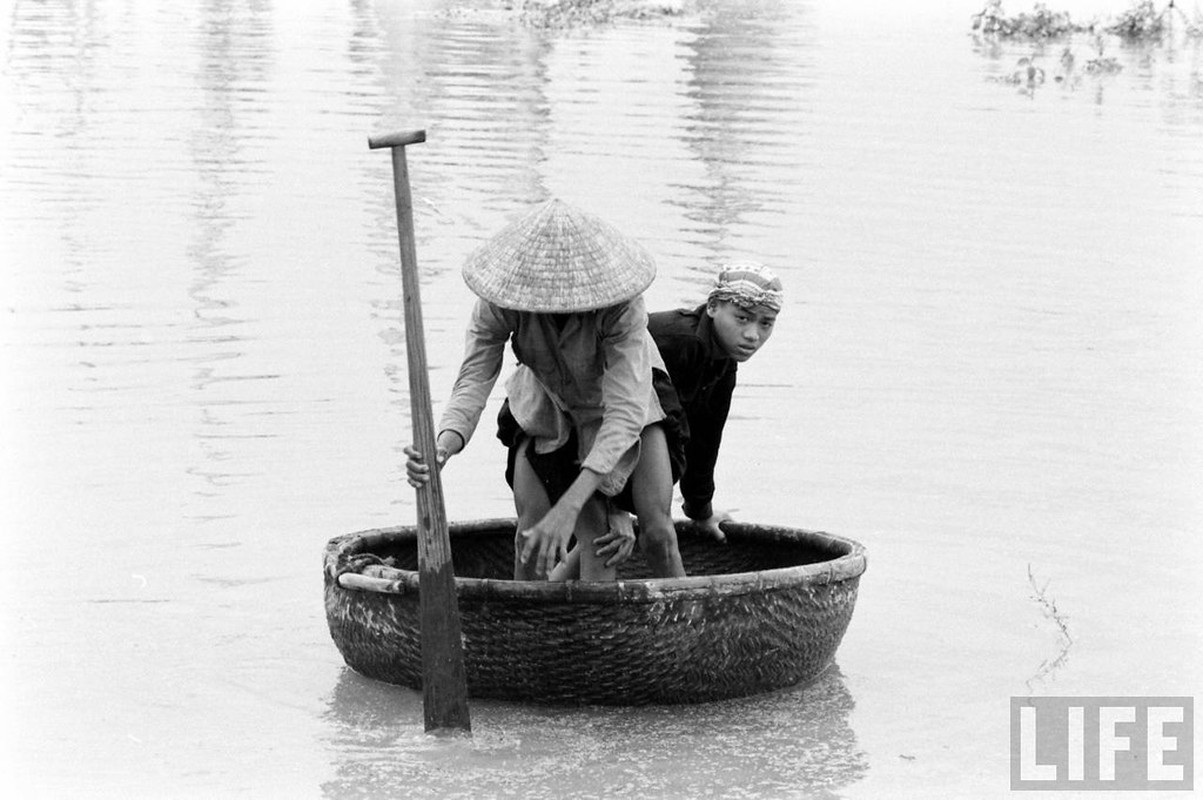 Can canh cuoc song cua dan ngheo o Hue nam 1961-Hinh-9