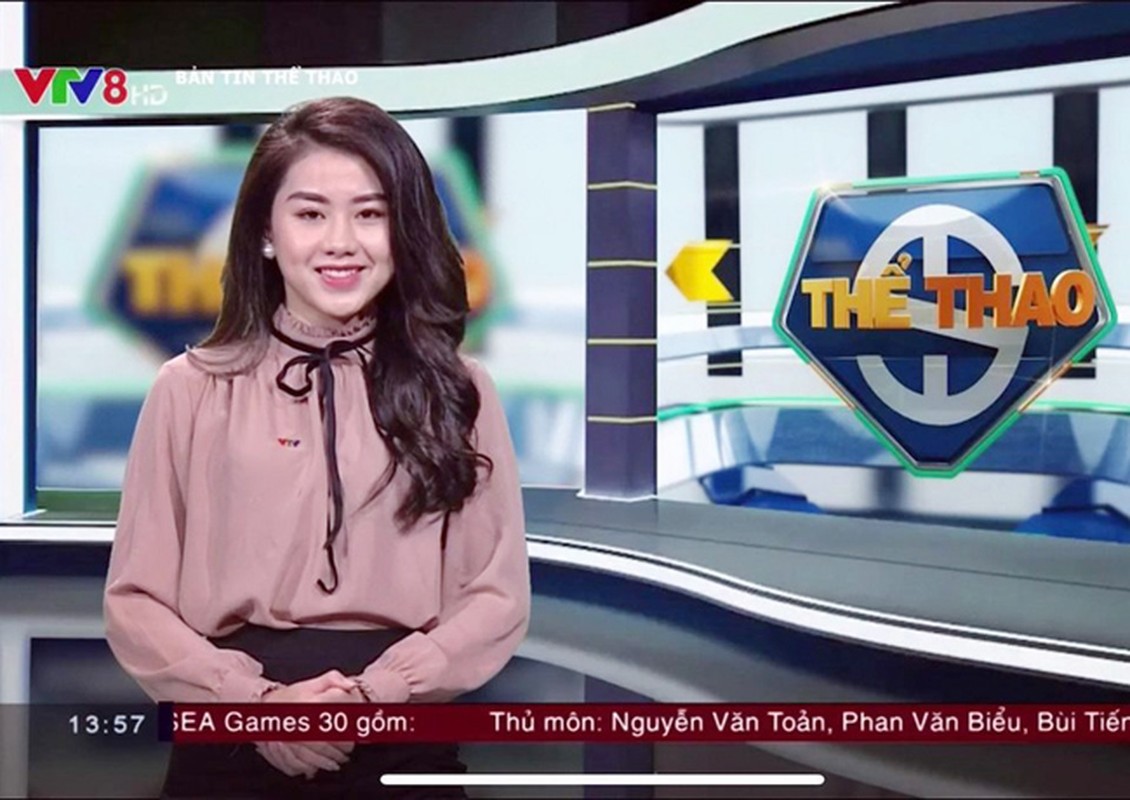 Anh doi thuong goi cam khac han khi len song cua nu MC VTV