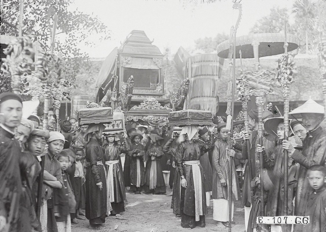 Tan muc le hoi den Dong Nhan Ha Noi ton vinh Hai Ba Trung nam 1920-Hinh-12