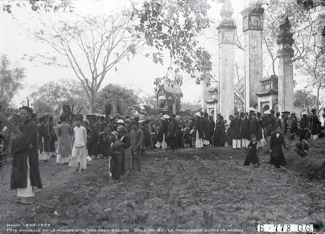 Tan muc le hoi den Dong Nhan Ha Noi ton vinh Hai Ba Trung nam 1920-Hinh-14