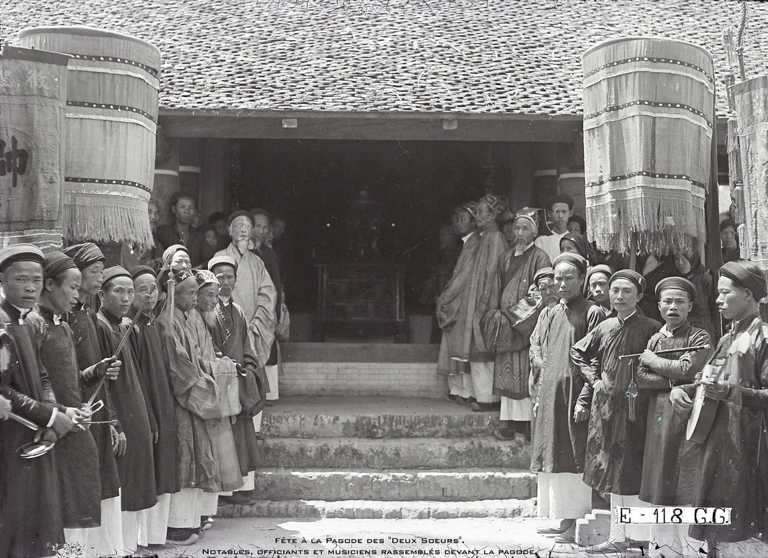 Tan muc le hoi den Dong Nhan Ha Noi ton vinh Hai Ba Trung nam 1920-Hinh-4