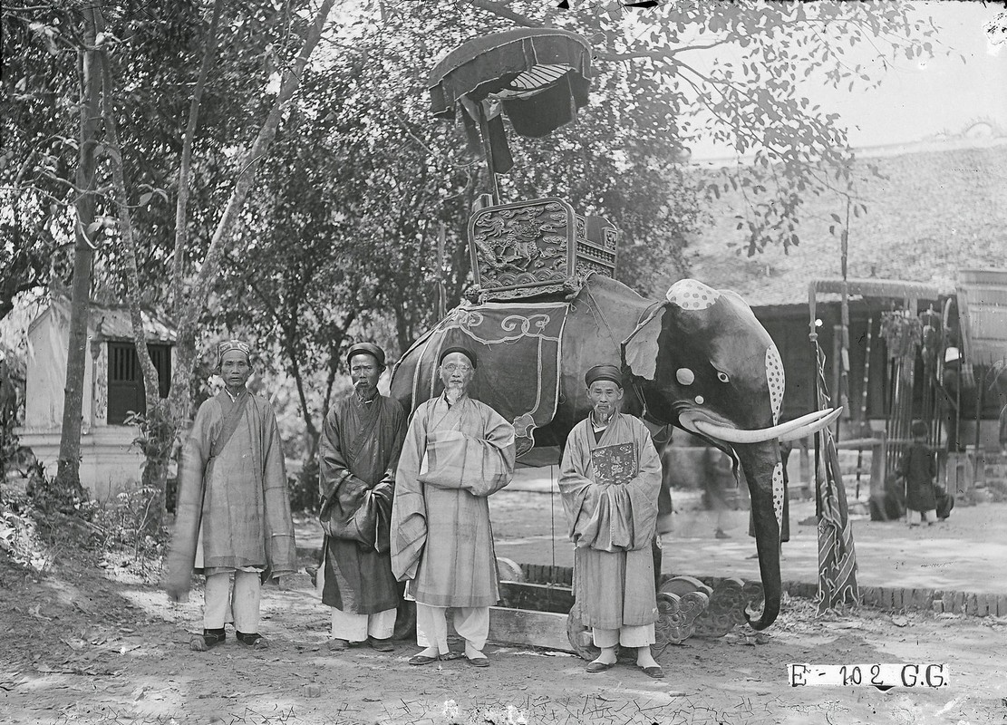 Tan muc le hoi den Dong Nhan Ha Noi ton vinh Hai Ba Trung nam 1920-Hinh-9