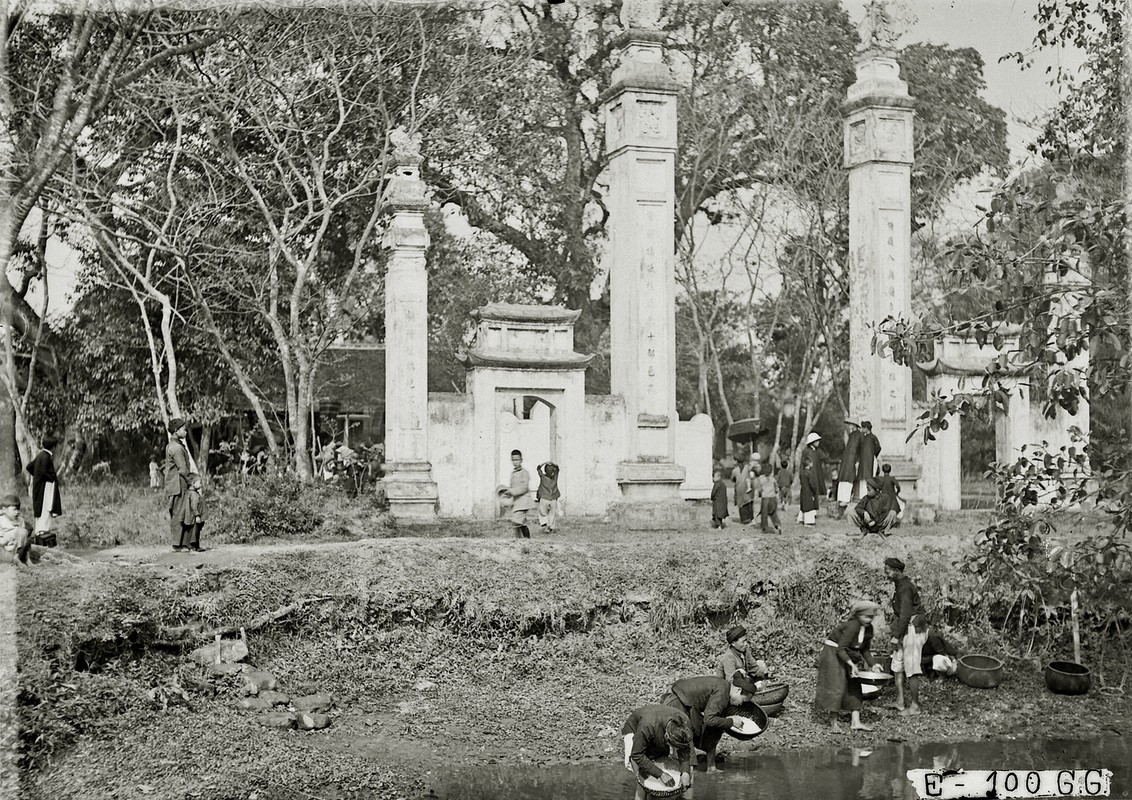 Tan muc le hoi den Dong Nhan Ha Noi ton vinh Hai Ba Trung nam 1920