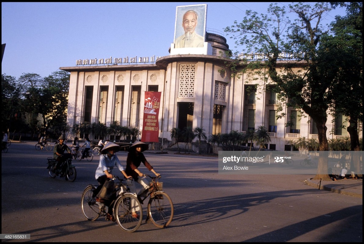 Anh mau hiem ve Sai Gon, Ha Noi thoi bao cap-Hinh-4