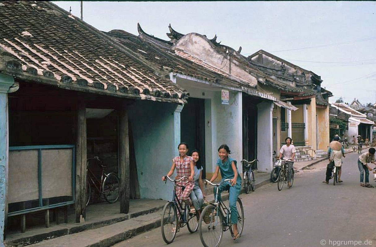 Soi cuoc song “cham” o Hoi An thoi chua bung no du lich