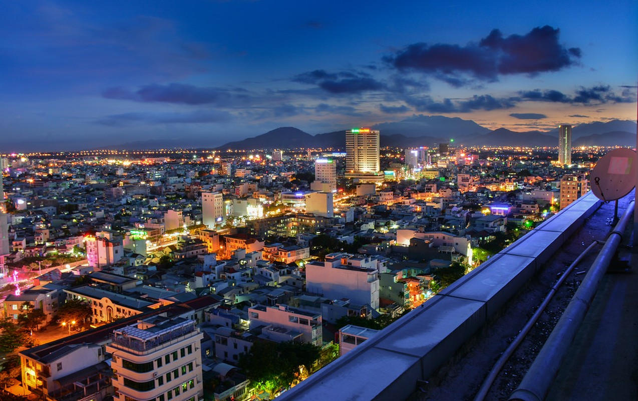 Da Nang tuyet dep qua goc chup tren cao cua pho nhay chau Au-Hinh-4