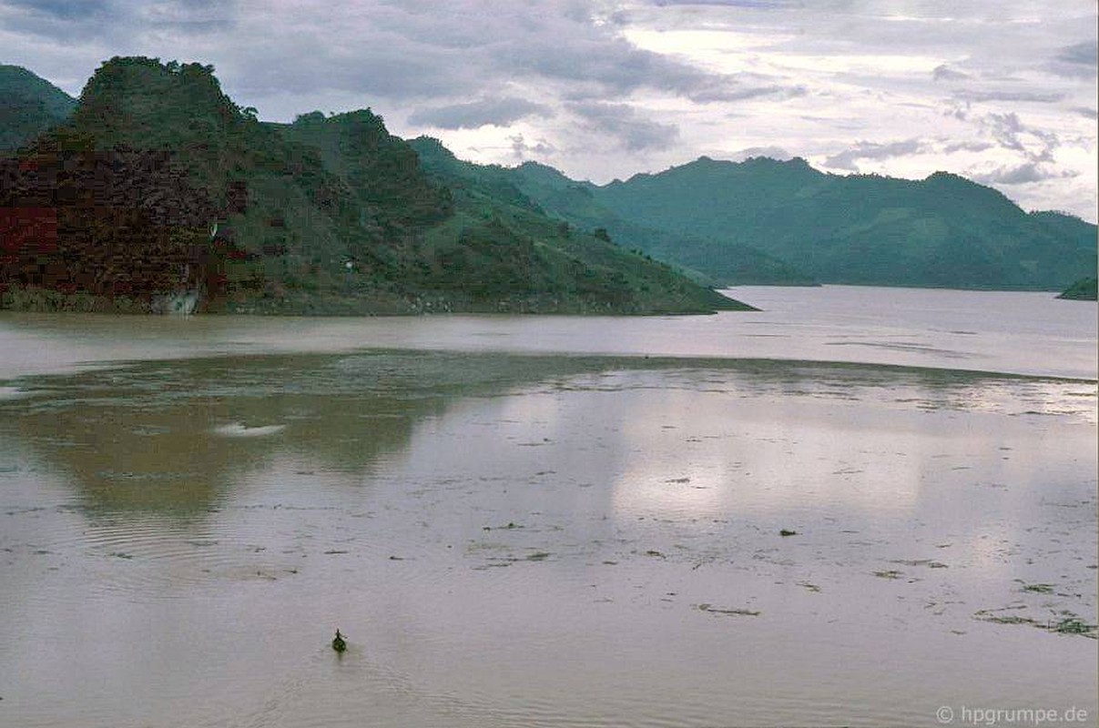 Nghe ky la o thuy dien Hoa Binh nam 1991-Hinh-8