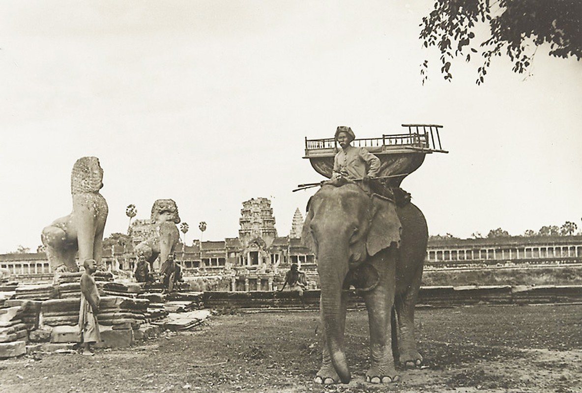 Loat anh cuc hiem ve Angkor Wat mot the ky truoc.-Hinh-6