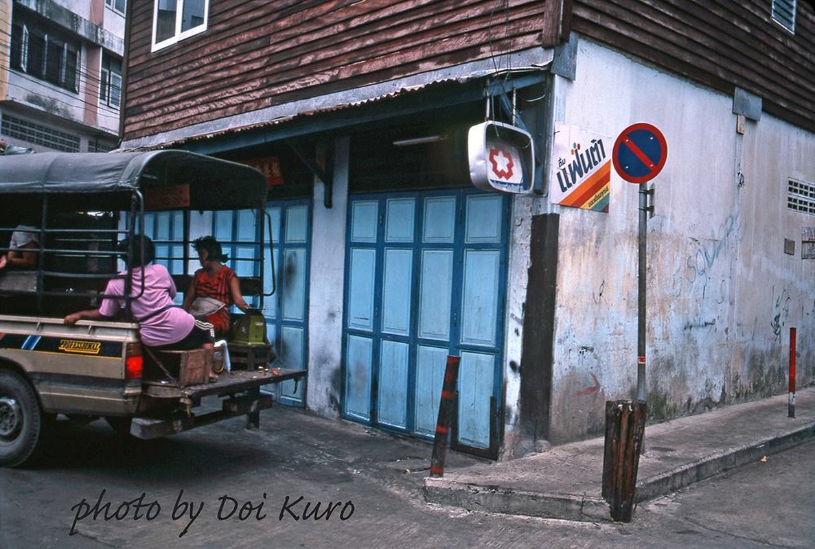 Cuoc song o Bangkok nam 1984 qua nhung thuoc phim mau tuyet voi (2)-Hinh-12