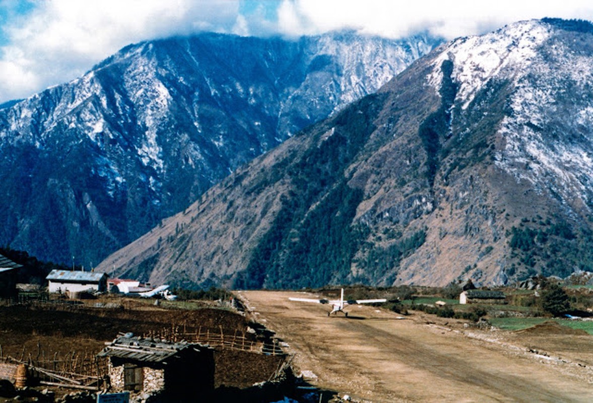 Xu so Nepal dau thap nien 1980 qua ong kinh nguoi phuong Tay-Hinh-2