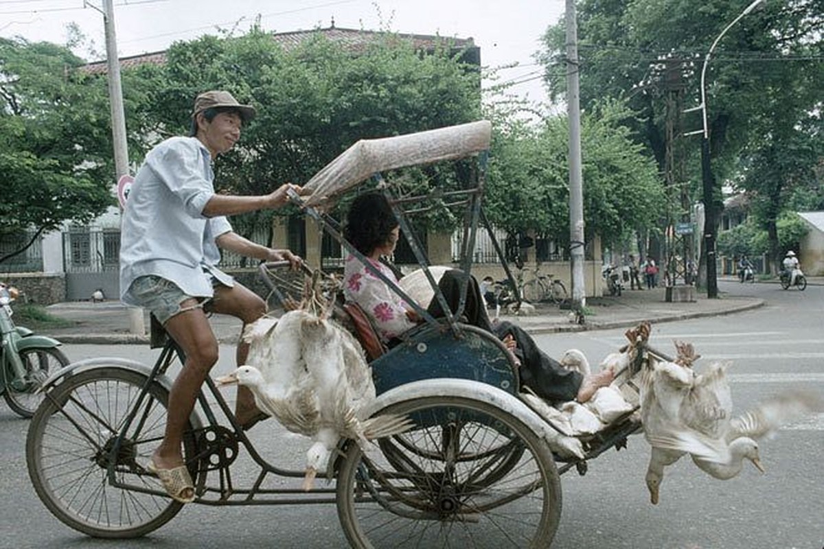 TP Ho Chi Minh nhung nam 1990 qua ong kinh Catherine Karnow-Hinh-7