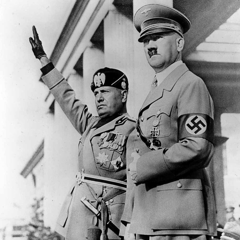 Su nham hiem cua Mussolini sau viec ngan Hitler tan cong Anh-Hinh-6