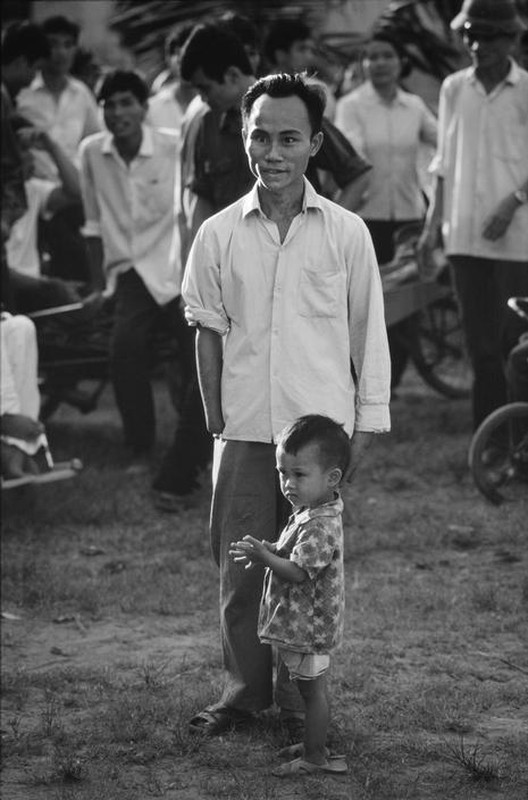 View - 	Ảnh quý về thương binh VN qua ống kính Philip Jones Griffiths